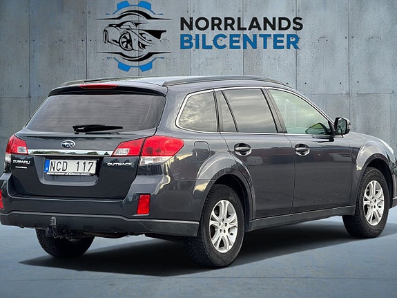 Subaru Outback 3 of 5