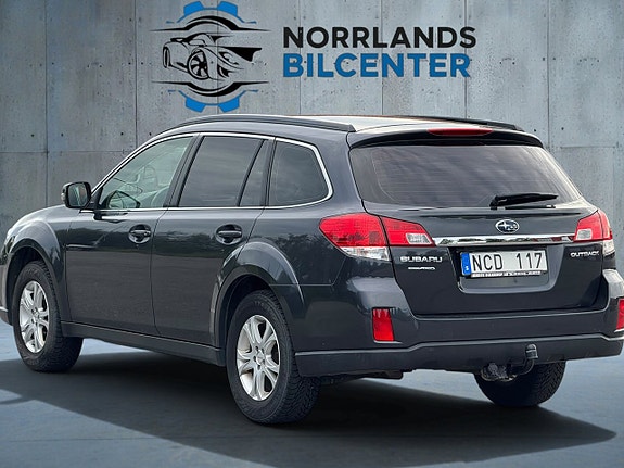 Subaru Outback 4 of 5