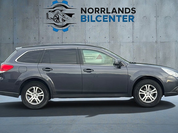 Subaru Outback 7 of 14