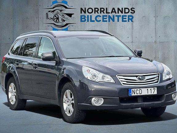 Subaru Outback 2 of 5