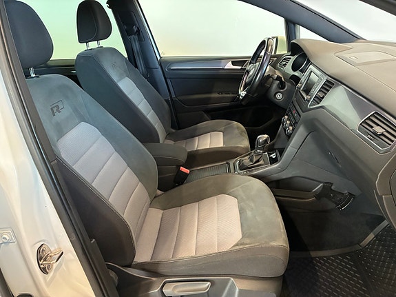 Volkswagen Golf Sportsvan 20 of 22