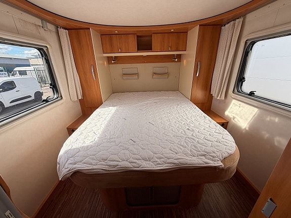 Hymer B 698 CL 158HK (Kamkedja) Queensbed & hyttsäng! Stort garage! 10 of 18
