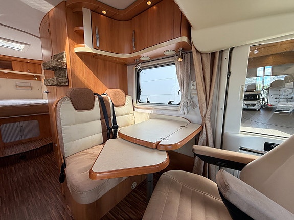 Hymer B 698 CL 158HK (Kamkedja) Queensbed & hyttsäng! Stort garage! 6 of 18