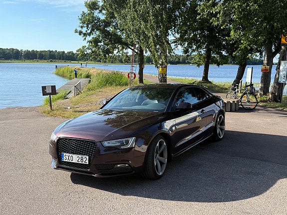 Audi A5 2 of 5