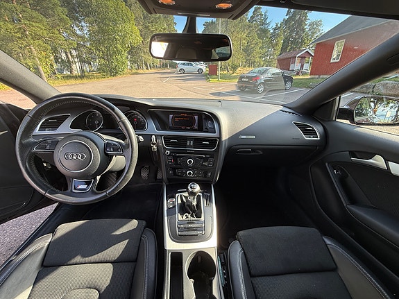 Audi A5 6 of 8