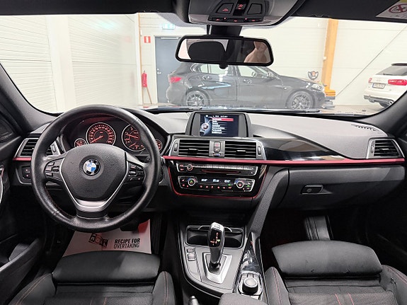 BMW 318d 11 of 19