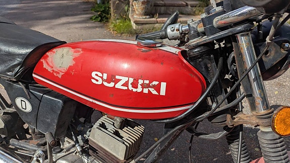 Suzuki GT50 10 of 12