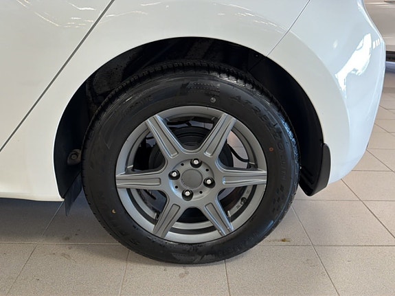Kia Rio 17 of 21