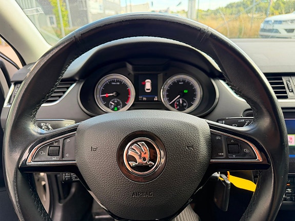 Skoda Octavia 15 of 21