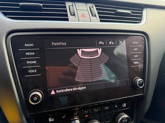 Skoda Octavia 17 of 21
