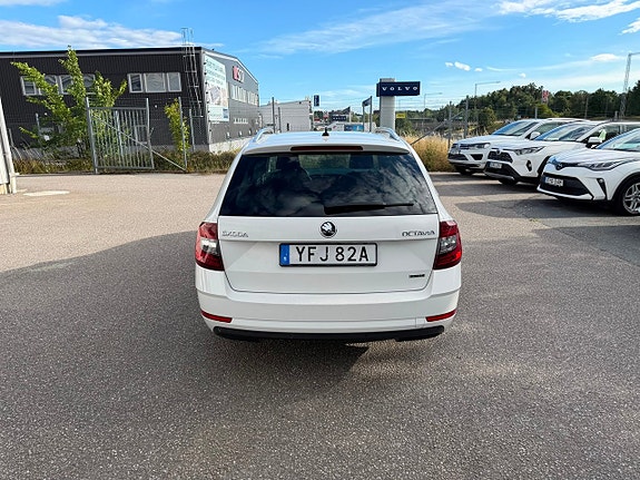 Skoda Octavia 7 of 21
