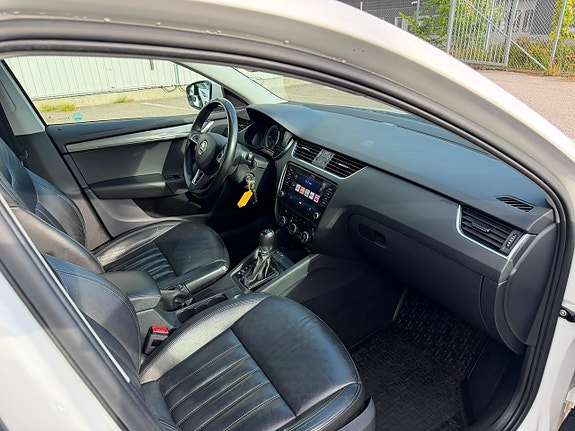 Skoda Octavia 9 of 21