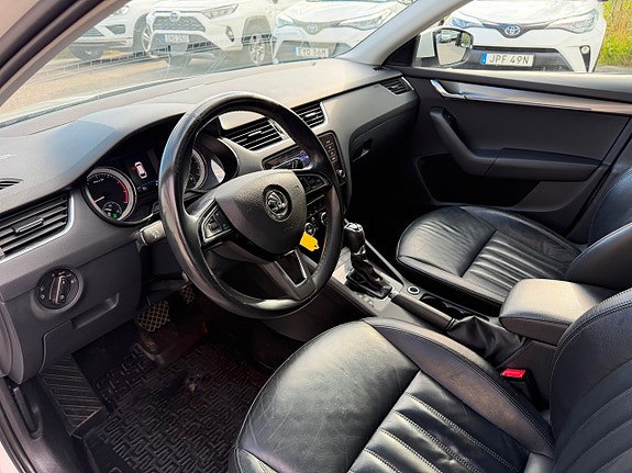 Skoda Octavia 10 of 21