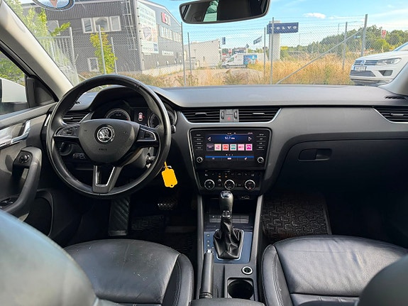 Skoda Octavia 11 of 21