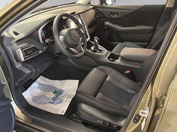 Subaru Outback 10 of 23