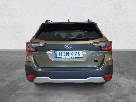 Subaru Outback 4 of 23