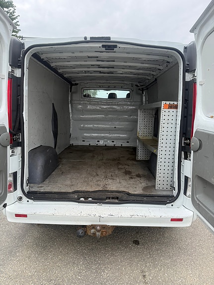 Nissan Primastar 5 of 5