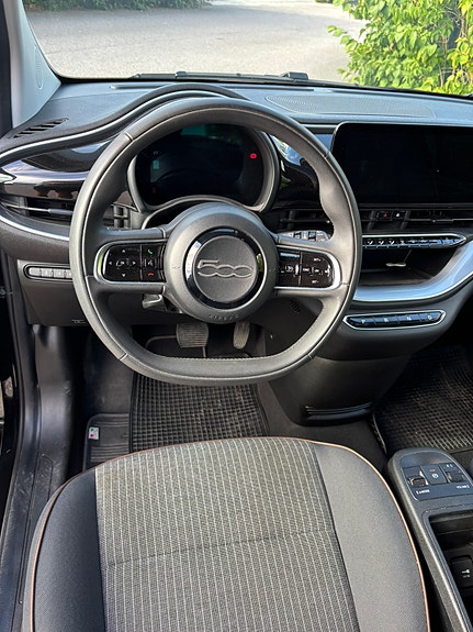 Fiat 500e 3 of 5