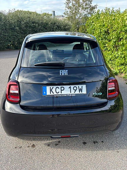 Fiat 500e 4 of 5