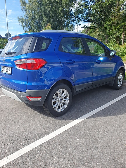 Ford Ecosport 2 of 5