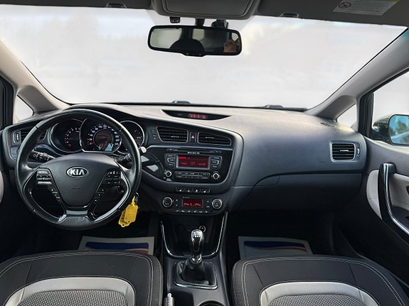 Kia Ceed 12 of 15