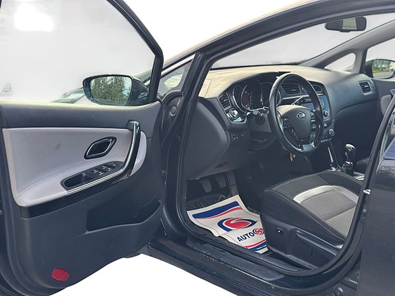 Kia Ceed 14 of 15