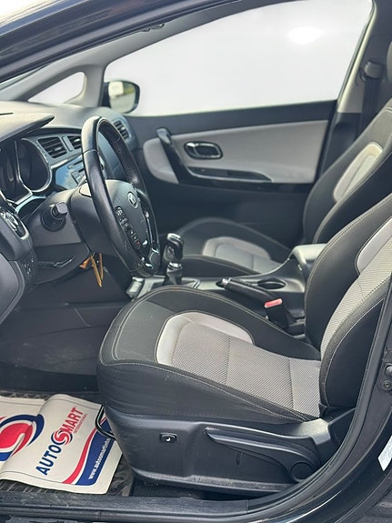 Kia Ceed 15 of 15