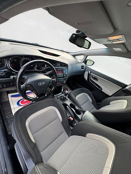 Kia Ceed 10 of 15