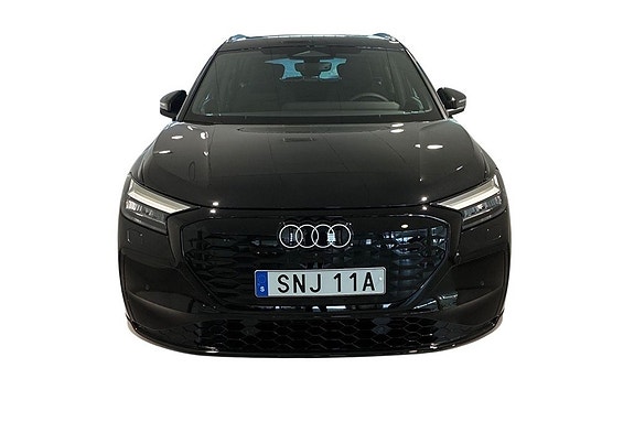 Audi Audi 2 of 27