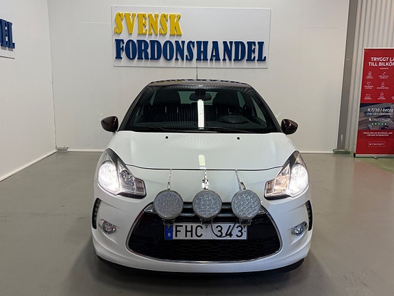 Citroen DS3 2 of 27