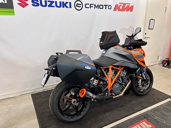 KTM 1290 Super Duke GT "Superfin GT med låga mil" 4 of 5