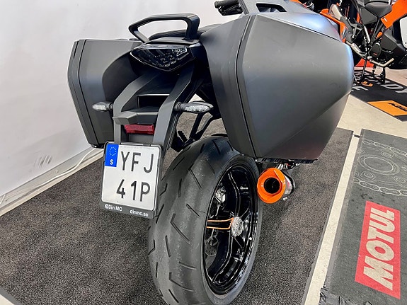 KTM 1290 Super Duke GT "Superfin GT med låga mil" 5 of 5
