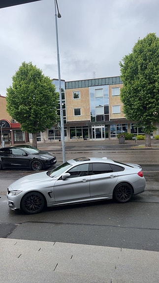 BMW 435i 3 of 5