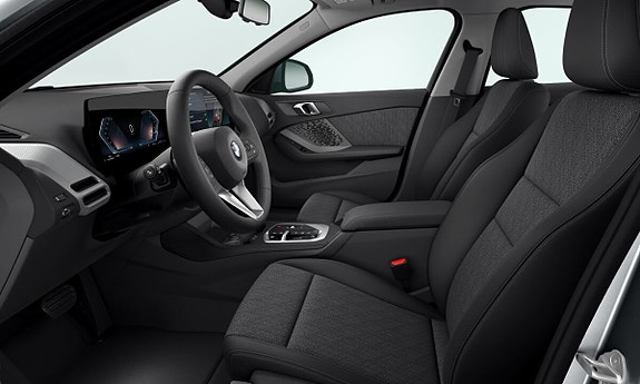 BMW 120i 4 of 4