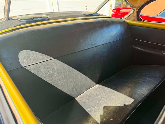 Cadillac Coupé DeVille 6 of 8