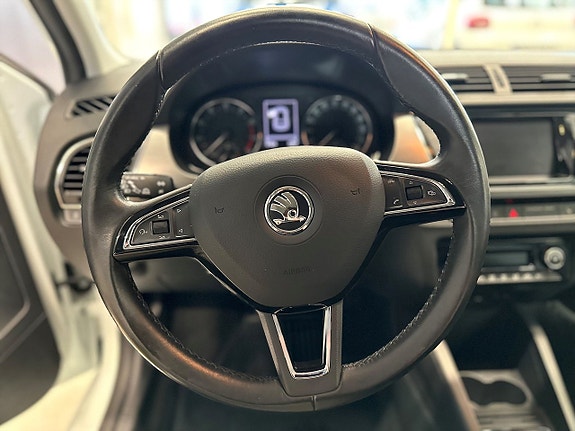 Skoda Fabia 13 of 17