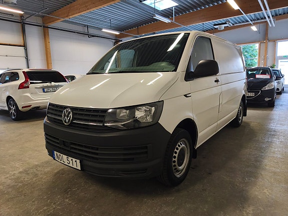 Volkswagen Transporter 3 of 5