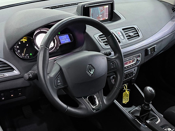Renault Megane 2 of 5