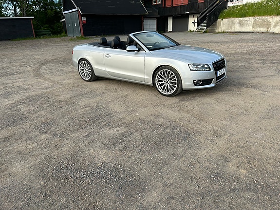 Audi Cabriolet 3 of 5