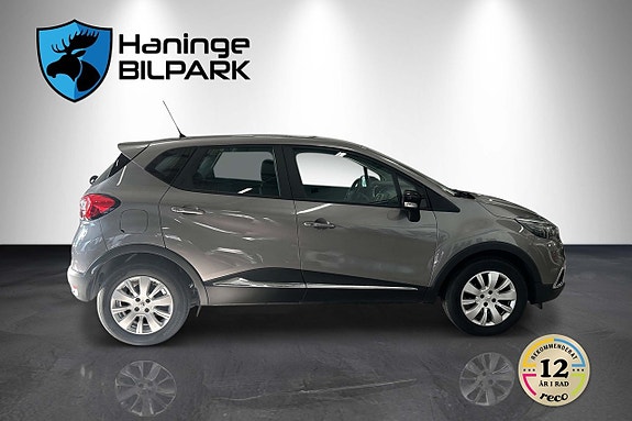 Renault Captur 9 of 19