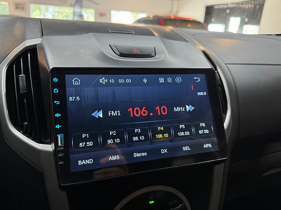 Isuzu D-max 12 of 15