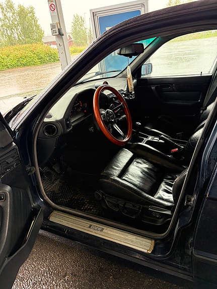 BMW 525tds 5 of 5