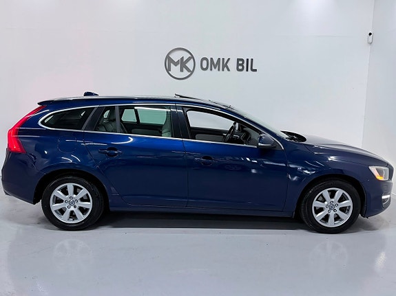 Volvo V60 4 of 5