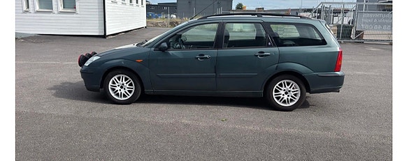 Ford Focus 3 of 4