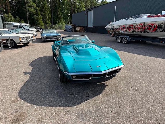 Chevrolet Corvette 6 of 27