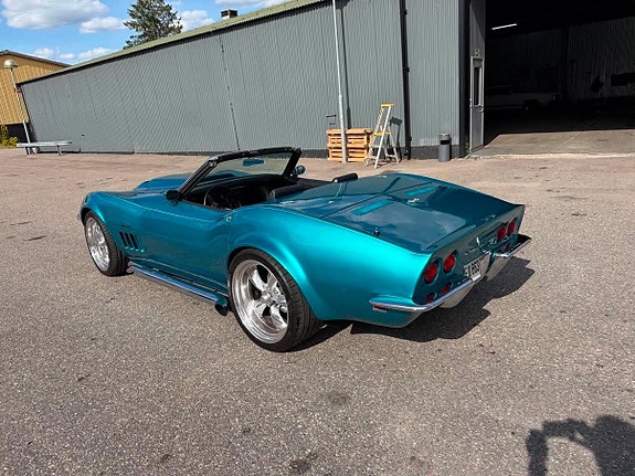 Chevrolet Corvette 5 of 5