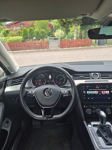 Volkswagen Passat 4 of 5