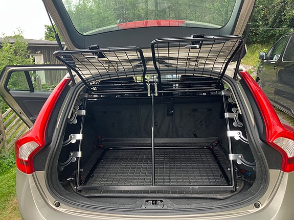 Volvo V60 9 of 15