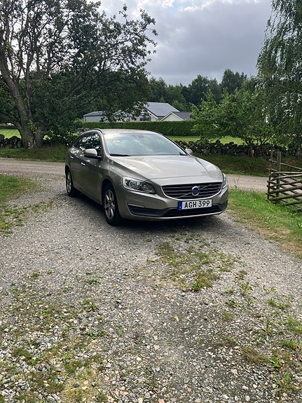 Volvo V60 15 of 15