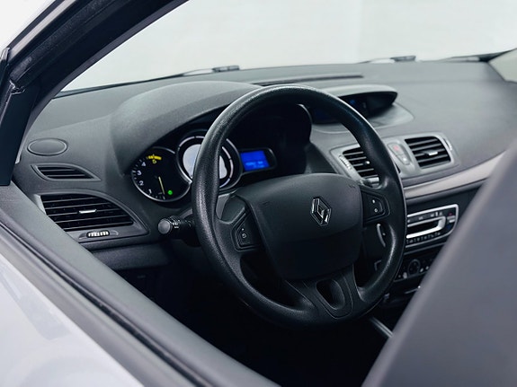 Renault Megane 9 of 17